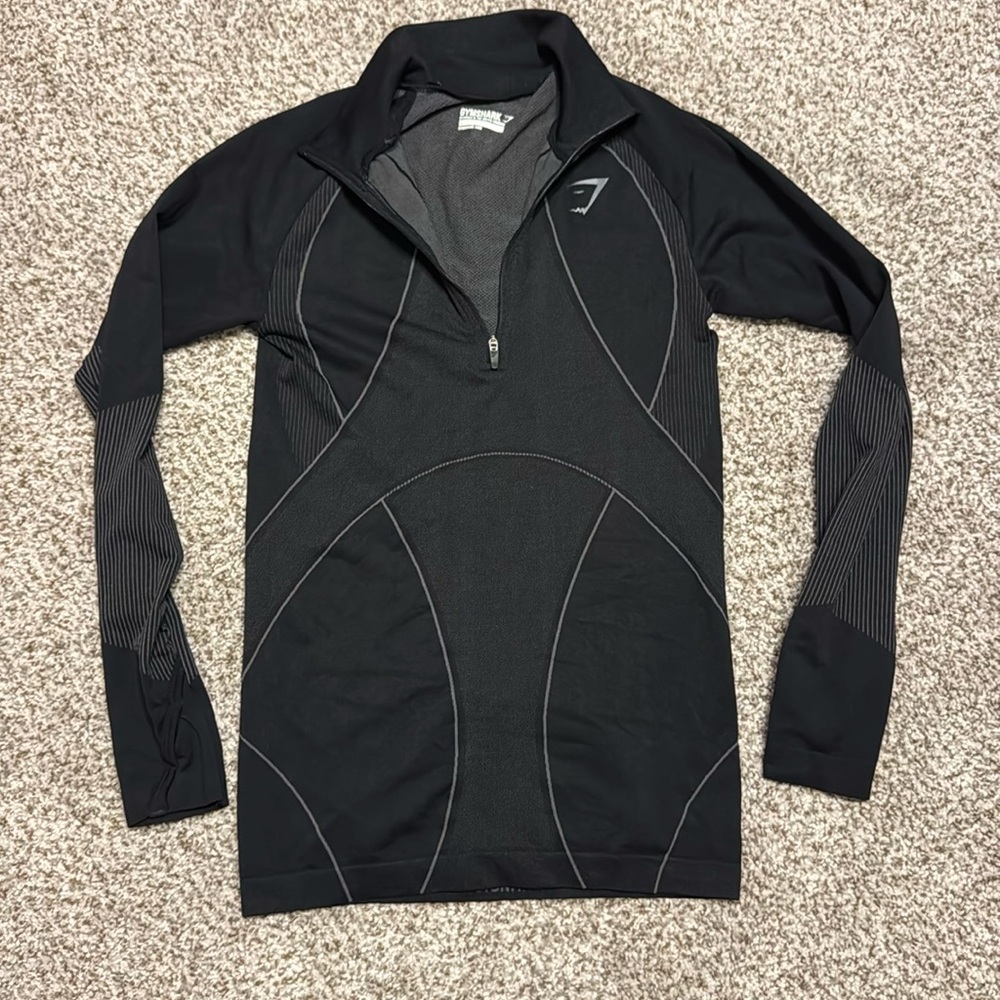 Gymshark size Small workout fitted long sleeve top